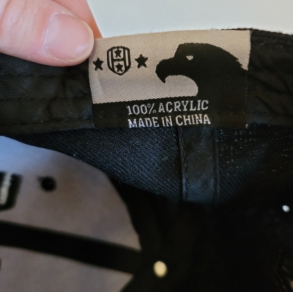 MICHIGAN WOLVERINES BLACK ADJUSTABLE HAT - Picture 7 of 9